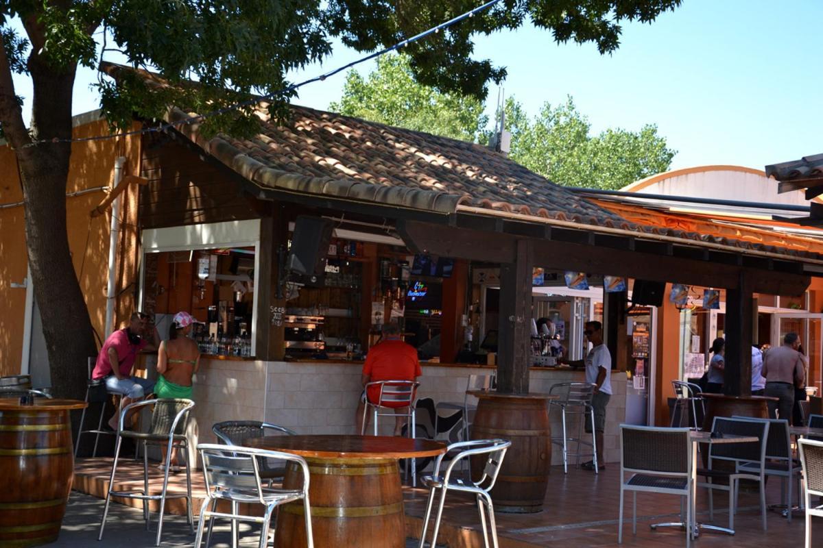 Camping Les Salisses - Maeva Vias Exterior photo